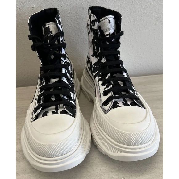 Alexander McQUEEN Men Tread Slick Logo High Top Sneaker White Black EU42.5 US9.5 - Picture 7 of 16